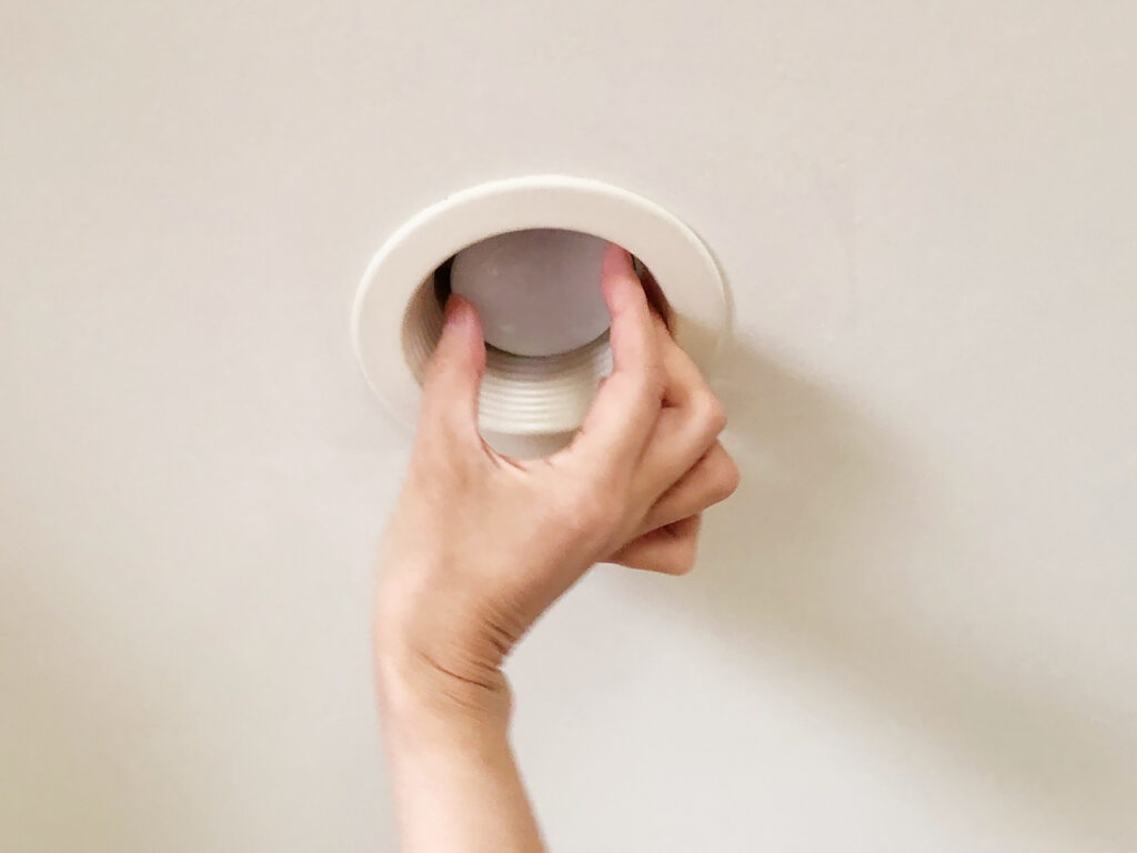 白熱電球から最新LED照明への入れ替え